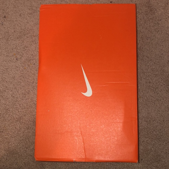 Nike running shoes, US 8.5 - Picture 8 of 8